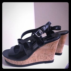Donald j. Pliner wedges size 7